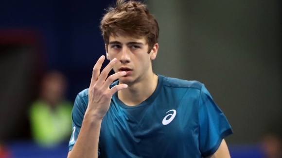 Александър Донски отпадна в първия кръг на турнира по тенис