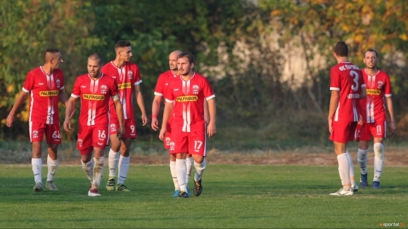 Едноименният тим на Павликени и Партизан Червен бряг завършиха 1 1