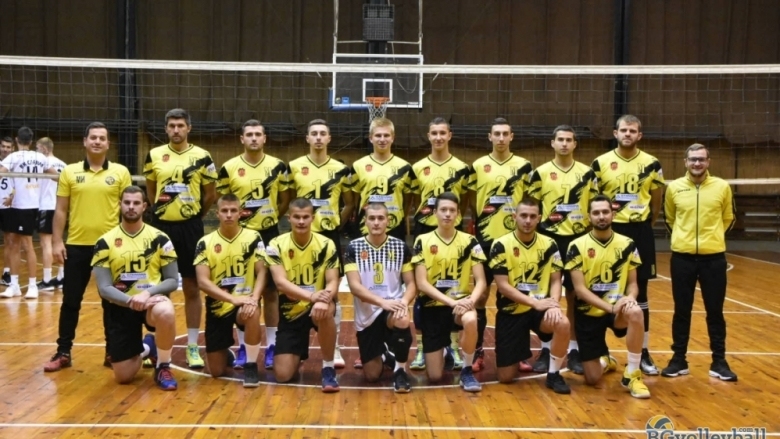 Мъжкият волейболен отбор на Миньор Перник тръгва с ентусиазъм на