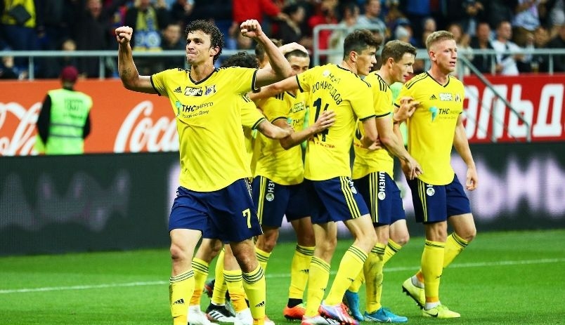 Ивелин Попов игра цял мач за Ростов който победи с