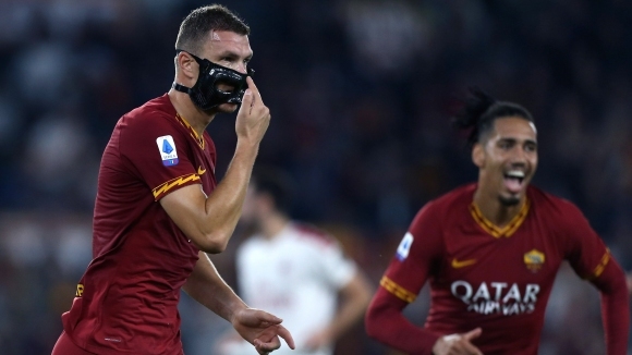 Отборът на Рома постигна домакинска победа с 2 1 над Милан