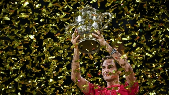 Поставеният под номер 1 швейцарец Роджър Федерер триумфира за десети