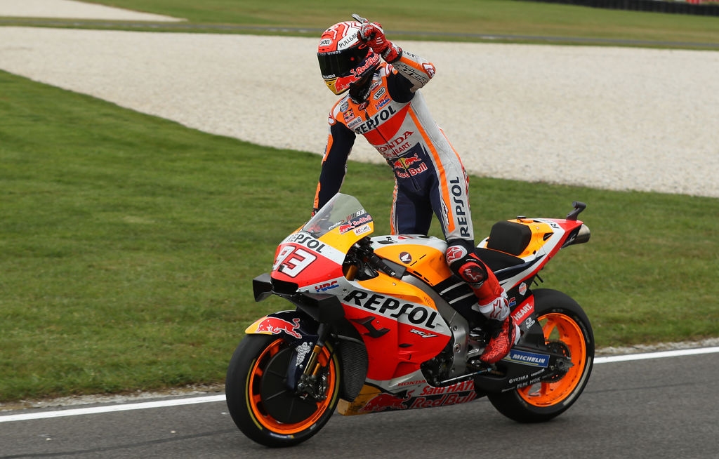 Световният шампион за сезон 2019 в MotoGP Марк Маркес провежда