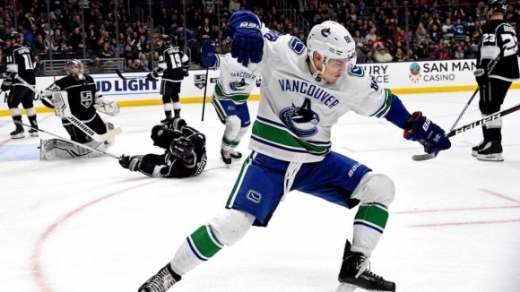 Брок Бесър реализира третия хеттрик в кариерата си и помогна