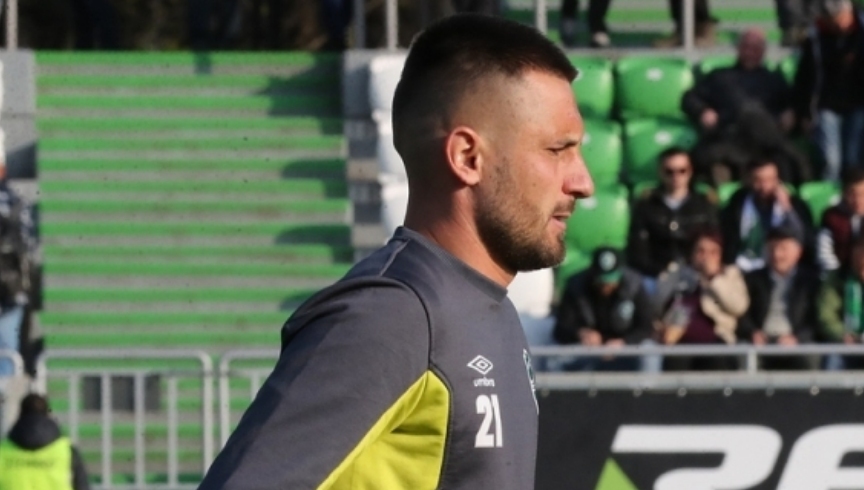 Съмнения за ишиас спират от игра поне за още две