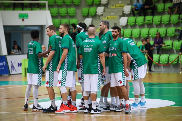 Баскетболният отбор на Балкан Ботевград пристигна днес по обяд в