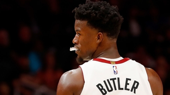 Джими Бътлър вкара 34 точки а Маями спечели гостуването си