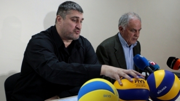 Вицепрезидентът на Българската федерация по волейбол и легендарен играч от
