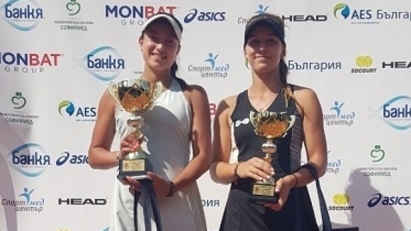 Българките Петя Аршинкова и Гергана Топалова се класираха за четвъртфиналите