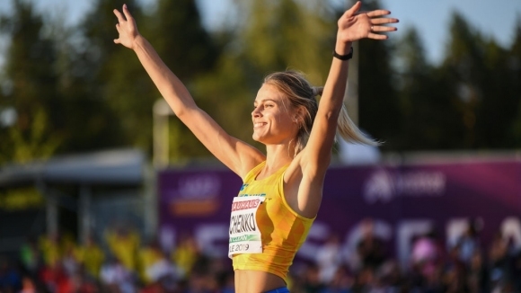 Сезонът за Юлия Левченко започна с 1 98 метра в Минск