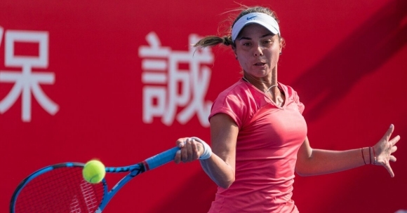 Виктория Томова отпадна на полуфиналите на турнира от сериите 125К