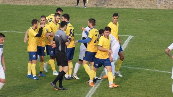 Марица Пловдив постигна важна победа с 2 0 при гостуването си