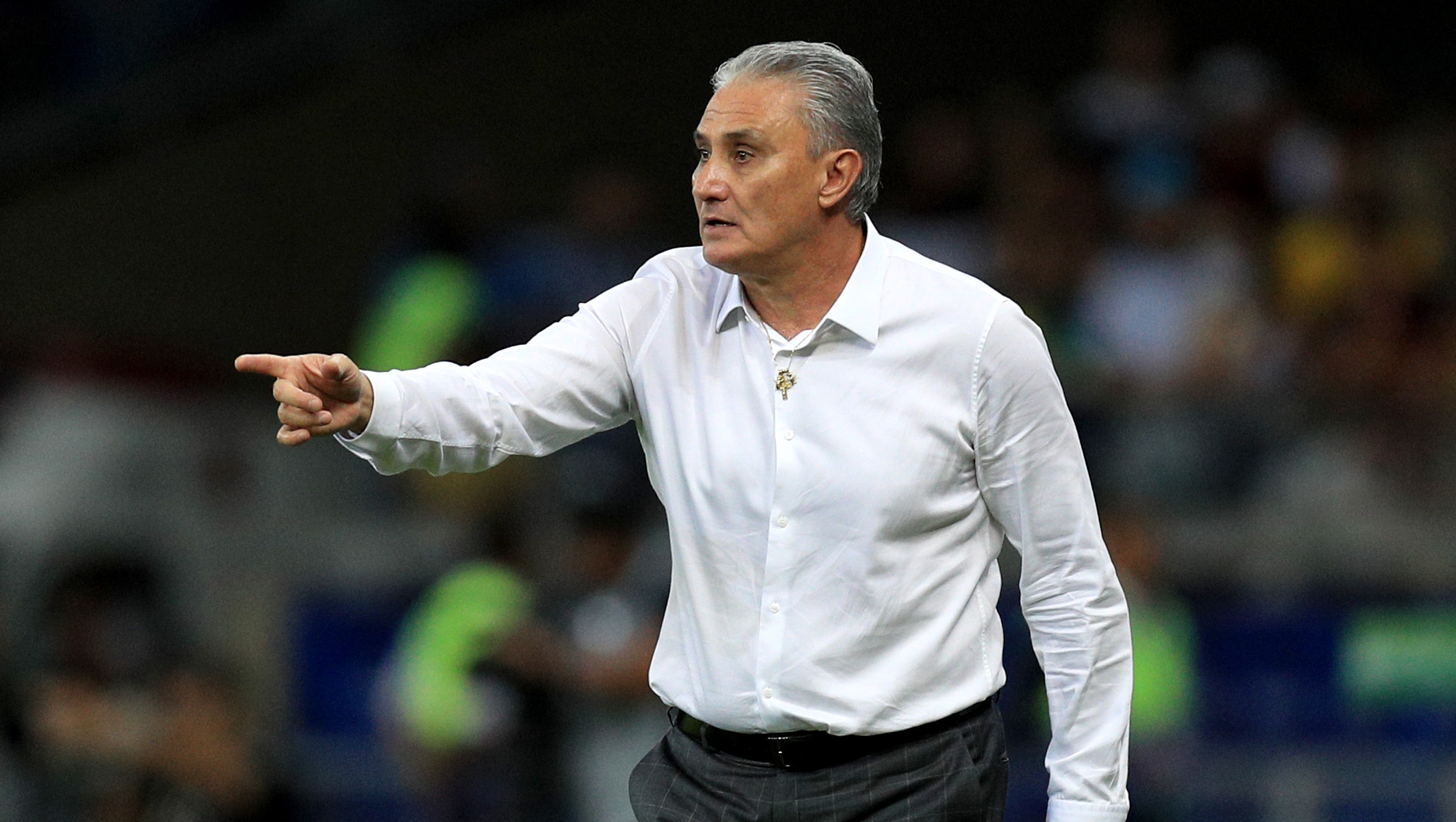 Селекционерът на Бразилия Тите защити решението си да даде №10