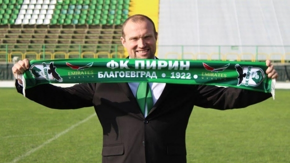 Северноирландската легенда Уорън Фийни официално пое ФК Пирин днес Новия