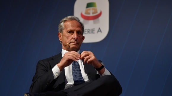 Президентът на Серия А Гаетано Мичике обяви че се оттегля