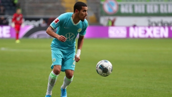 Футболистите на Волфсбург взеха петата си победа през сезона в