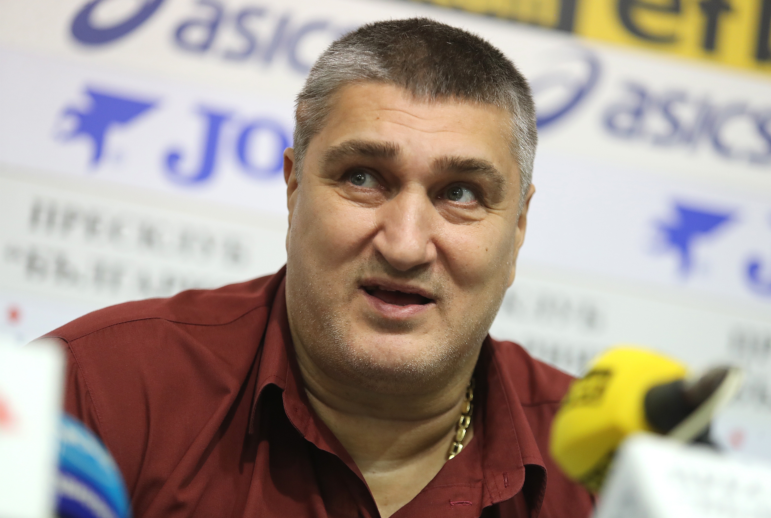 Инициативният комитет за кардинални промени в българския волейбол издигна кандидатурата
