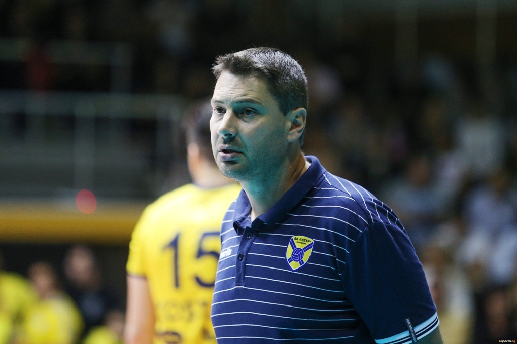 Волейболистите на Хебър Пазарджик загубиха при гостуването си на шампиона