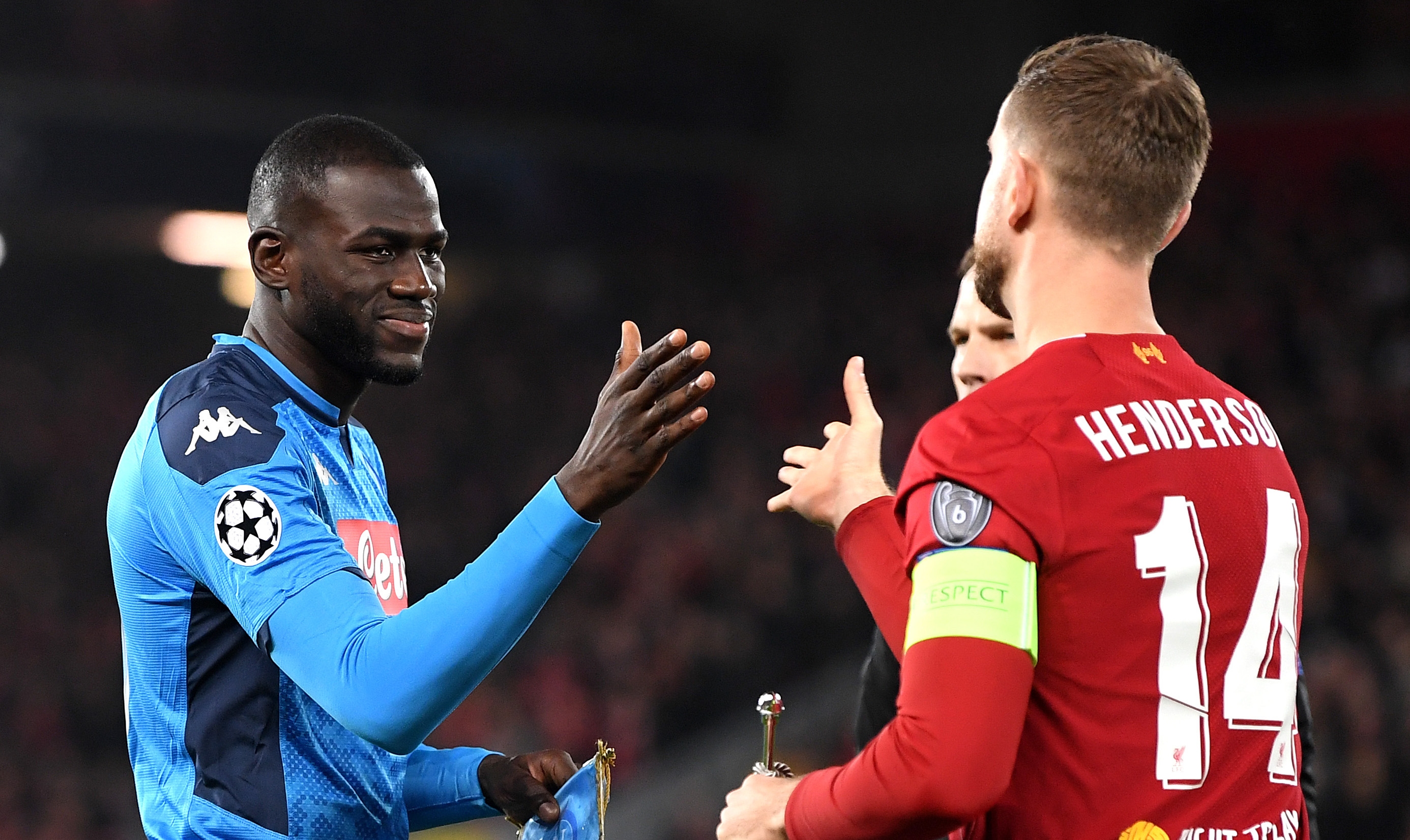 Реал Мадрид се интересува от защитника на Наполи Калиду Кулибали