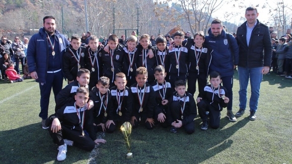 Куп гръцки отбори включително и децата на солунските грандове ПАОК