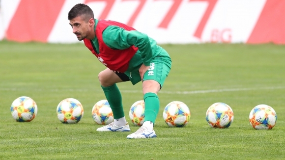 Полузащитникът Симеон Мечев напуска първодизионния футболен клуб Ботев (Враца). 29-годишният