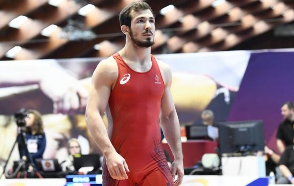 Френският борец Зелимхан Хаджиев е дал положителна допинг проба ва