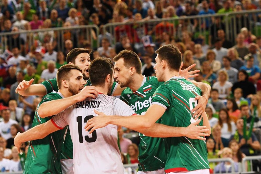 Националните ни отбори по волейбол за мъже и жени ще