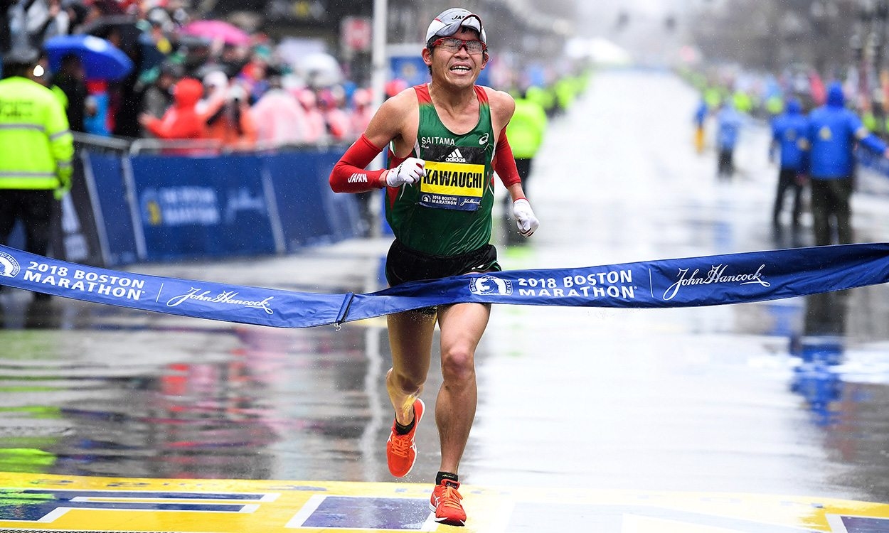 Най известният любител бегач в света Юки Каваучи избяга стотния маратон