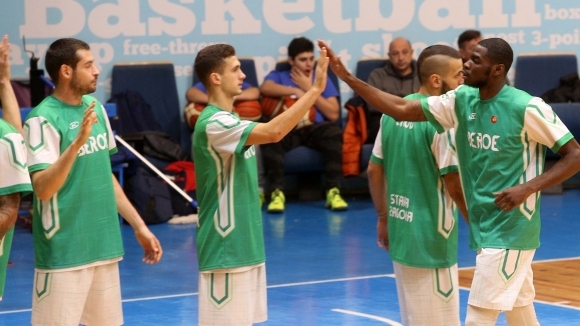 Берое нямаше особени проблеми срещу домакина Спартак Плевен и спечели