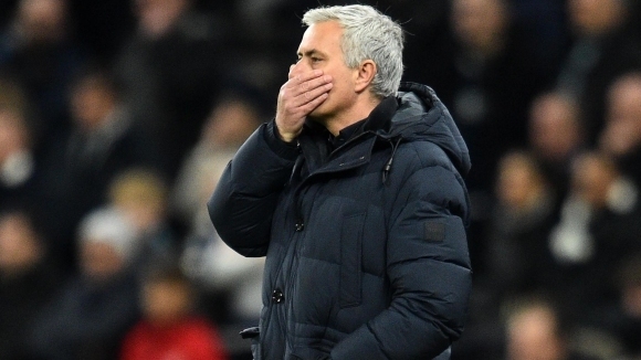 Мениджърът на Тотнъм Жозе Моуриньо е изпратил много тъжна Коледа