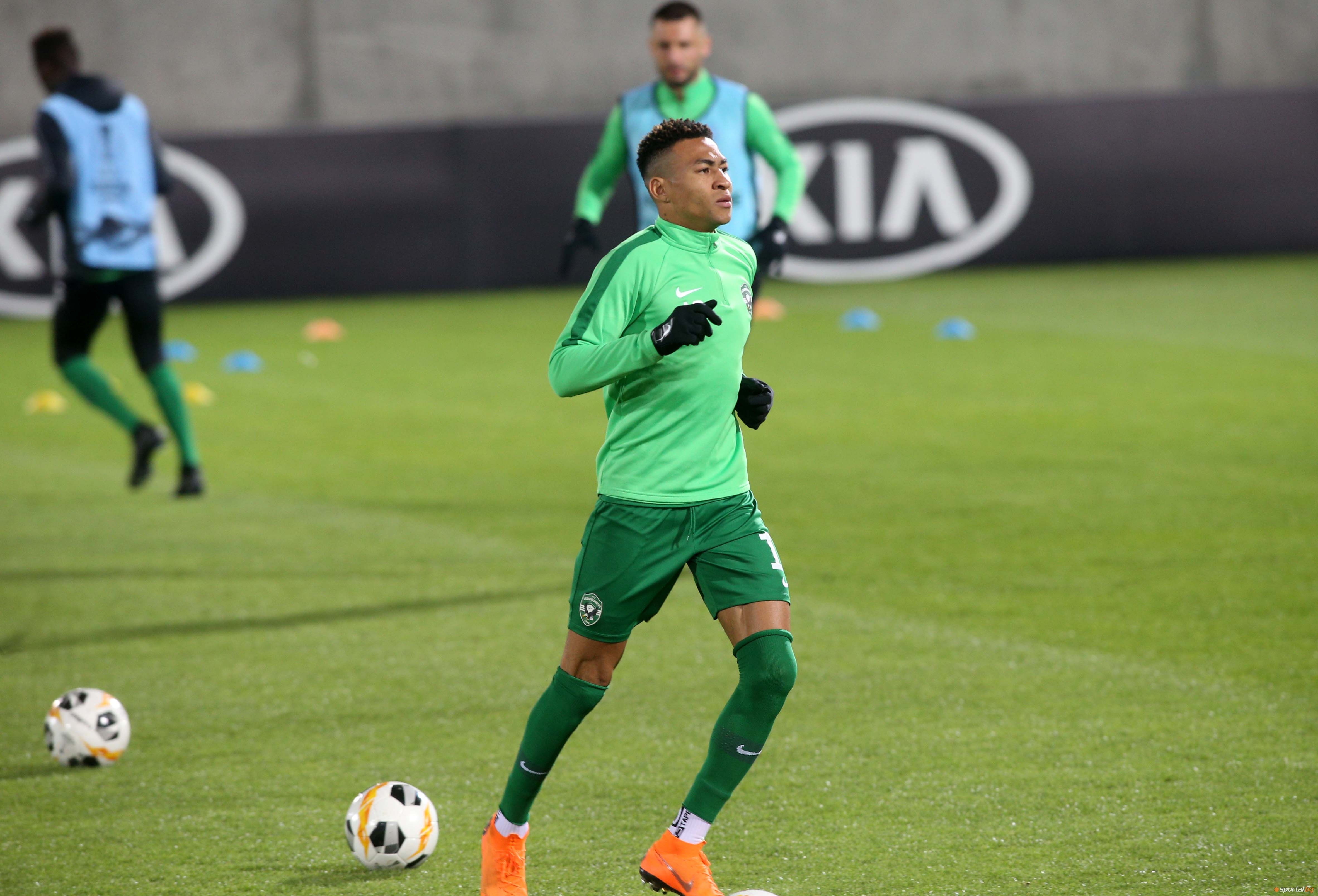 Полузащитникът на Лудогорец Анисе Абел работи за клуба дори и