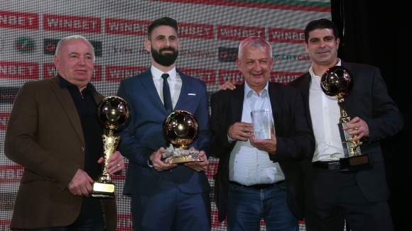 Димитър Илиев е Футболист на България за 2019 година! Капитанът