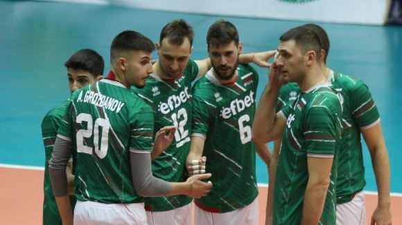 Волейболистите от националния отбор на България започват днес последната битка