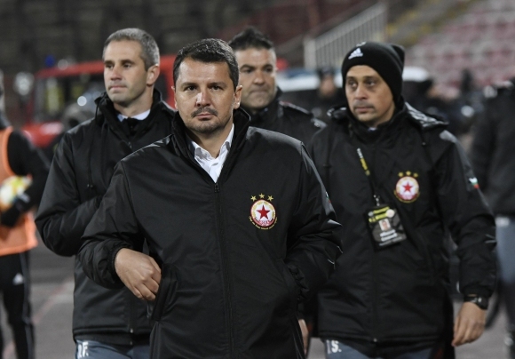 Милош Крушчич остава треньор на ЦСКА-София. Той ще изведе отбора