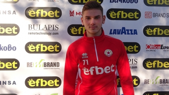 Ръководството на ЦСКА 1948 привлече крайния защитник Александър Георгиев разбра