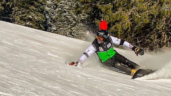 Българският ас в алпийския сноуборд Радослав Янков се готви за