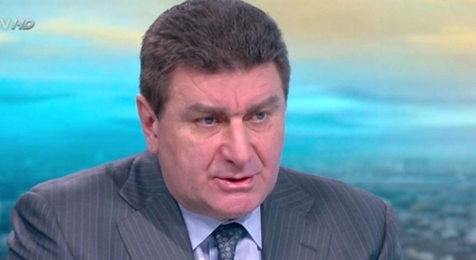 Собственикът на Левски Лукойл Валентин Златев се оплака че докато