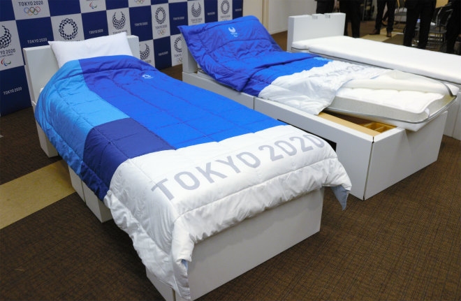 Рамките на леглата в олимпийското село на спортистите в Токио
