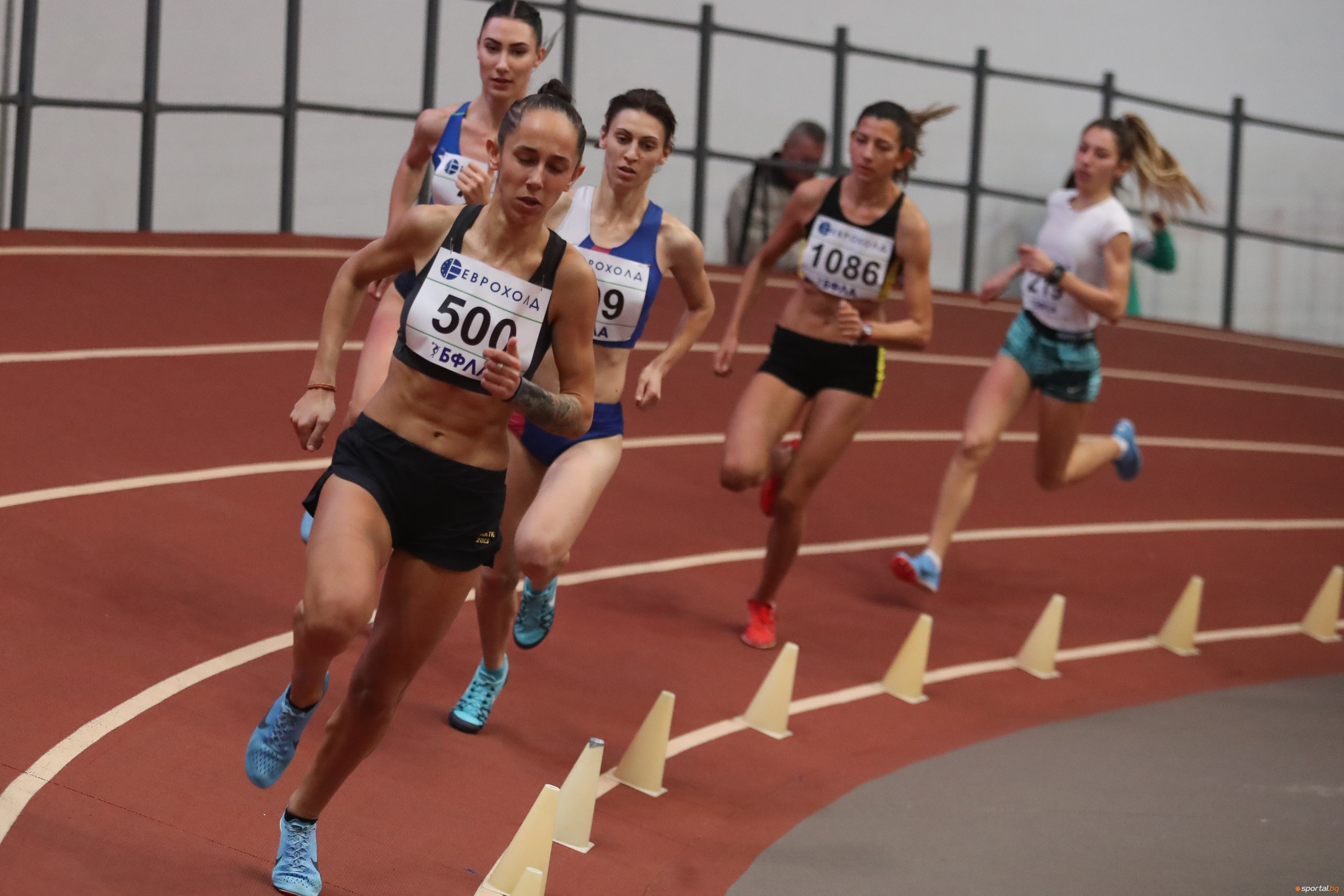 Лиляна Георгиева СК Актив 2013 Пловдив заслужи победата на 800 метра