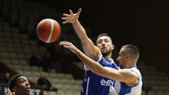 Димитър Маринчешки изигра добър мач но Спартак загуби в Плевен