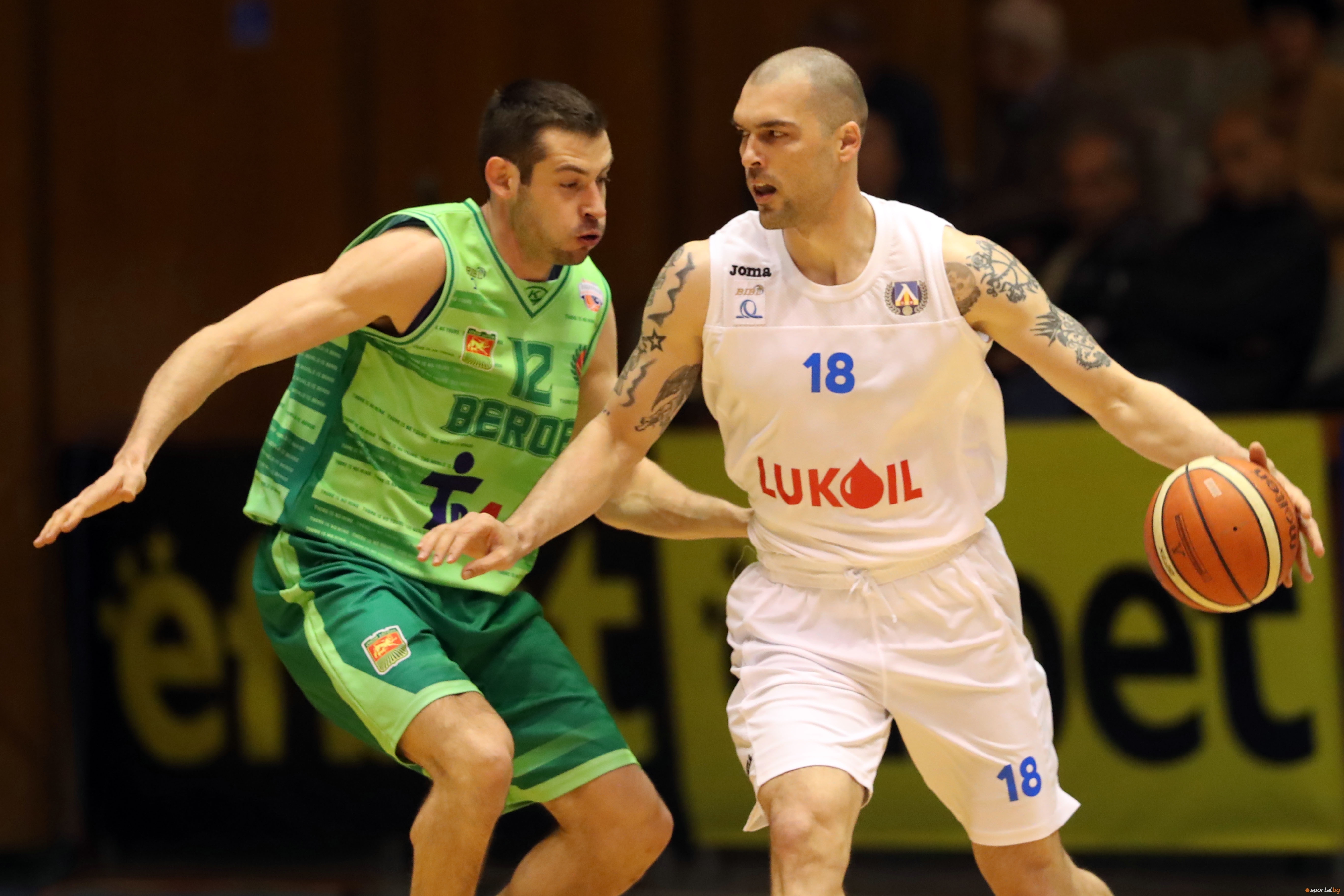 През миналата година легендата на бургаския баскетбол Христо Николов-Гларуса реши
