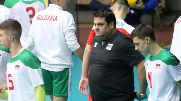 Старши треньорът на националния отбор на България за юноши до