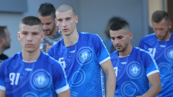 Черноморец Бургас проведе първата си тренировка за 2020 година Сините