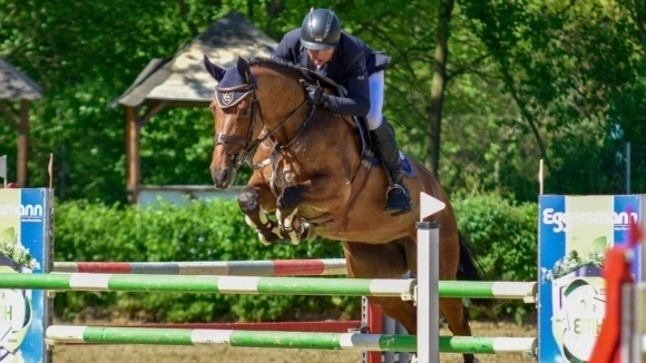 Българският жокей Росен Райчев завърши на второ място в състезанието