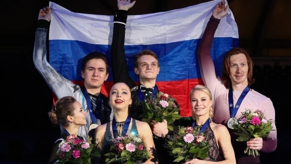 Руски двойки спечелиха всички медали при спортните дуети на европейското