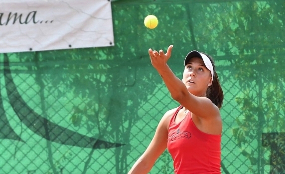Българката Джулия Терзийска спечели турнира по тенис на твърди кортове