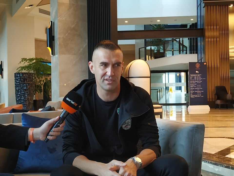 Играещата футболна легенда Мартин Камбуров даде интервю пред Sportal TV