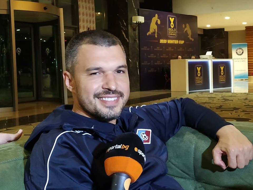 Нападателят Валери Божинов отново даде култово интервю пред Sportal TV