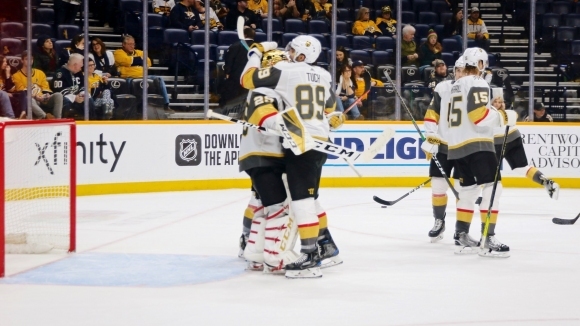 Марк Андре Флюри спаси 19 удара и помогна за успеха на