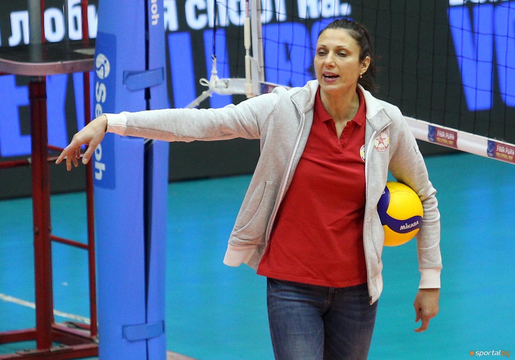 Волейболистките на ЦСКА отстъпиха на Левски с 0 3 гейма в